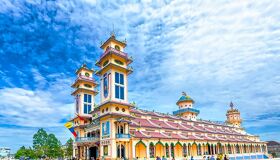Capture the authentic charm of Cao Dai Holy See’s lush scene